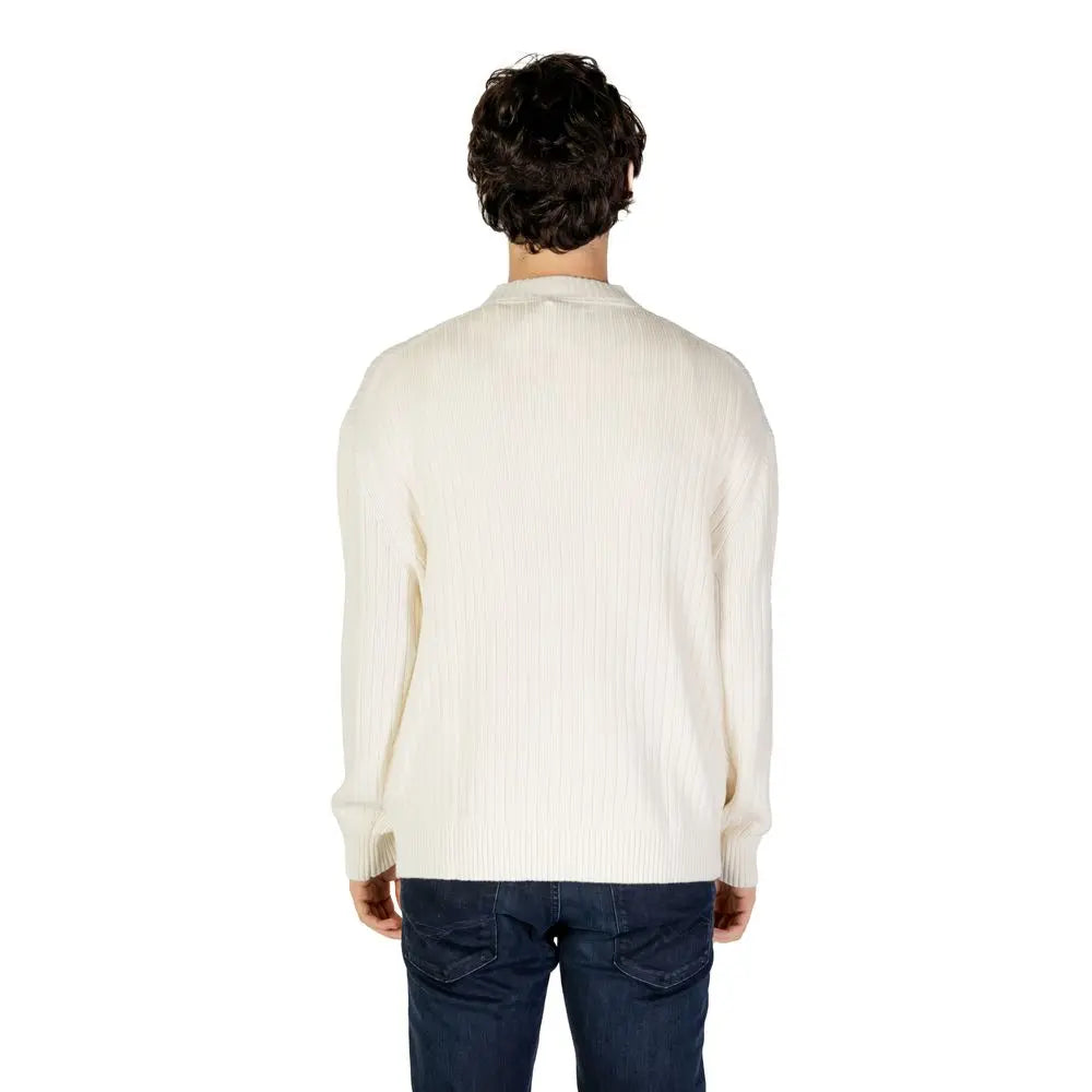 Calvin Klein Jeans Cremefarbener Baumwollpullover Calvin Klein Jeans
