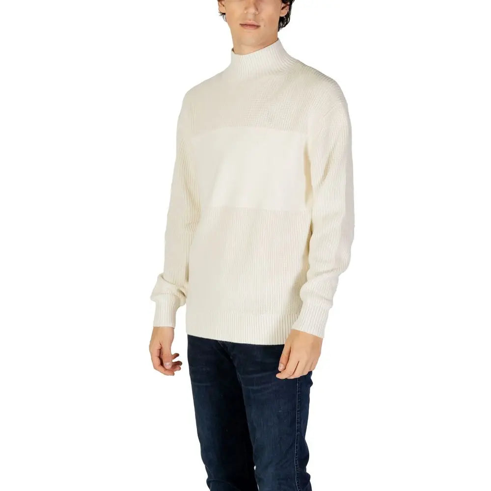 Calvin Klein Jeans Cremefarbener Baumwollpullover Calvin Klein Jeans