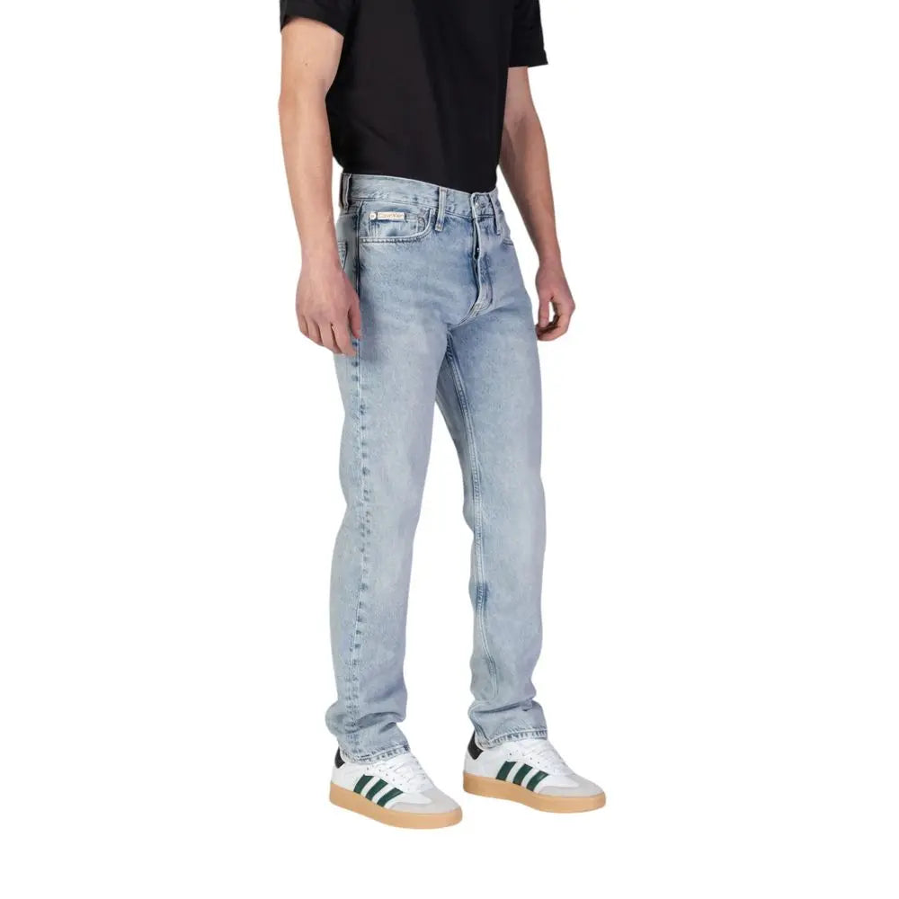 Calvin Klein Jeans Hellblaue, lockere Jeans aus Bio-Baumwolle Calvin Klein Jeans